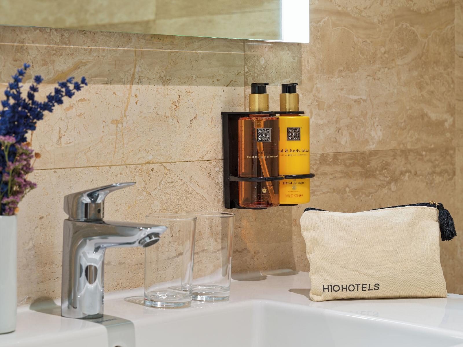 H10 Montcada Boutique Hotel