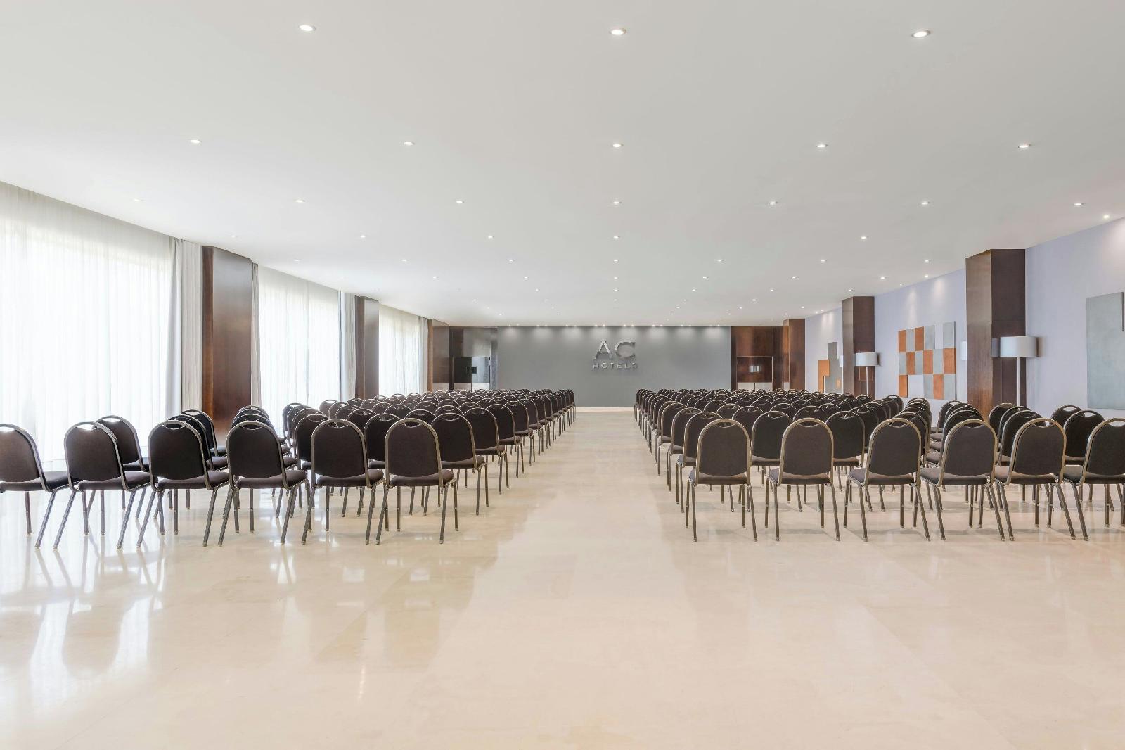 Ac Hotel Sevilla Fórum By Marriott