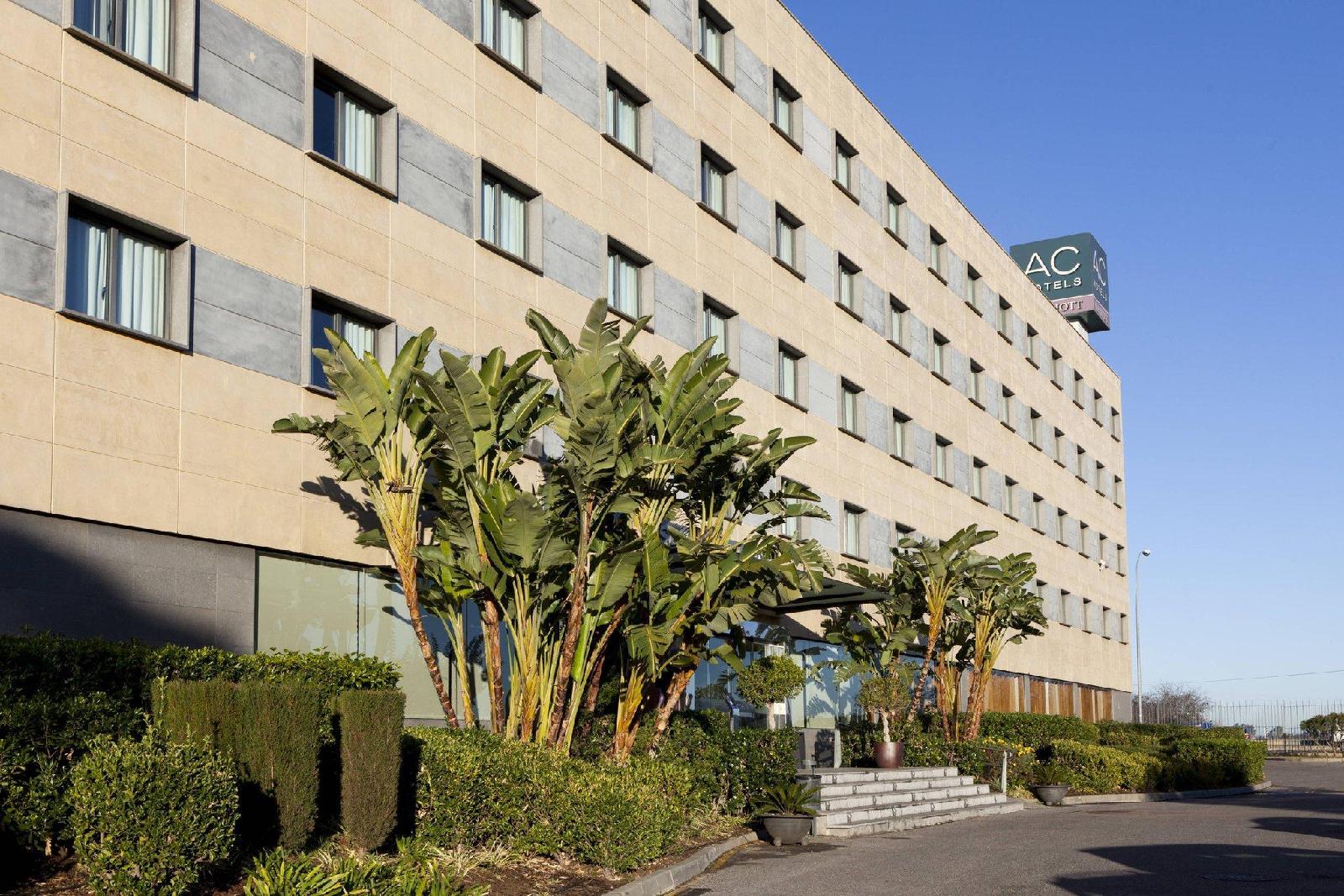 Ac Hotel Sevilla Fórum By Marriott