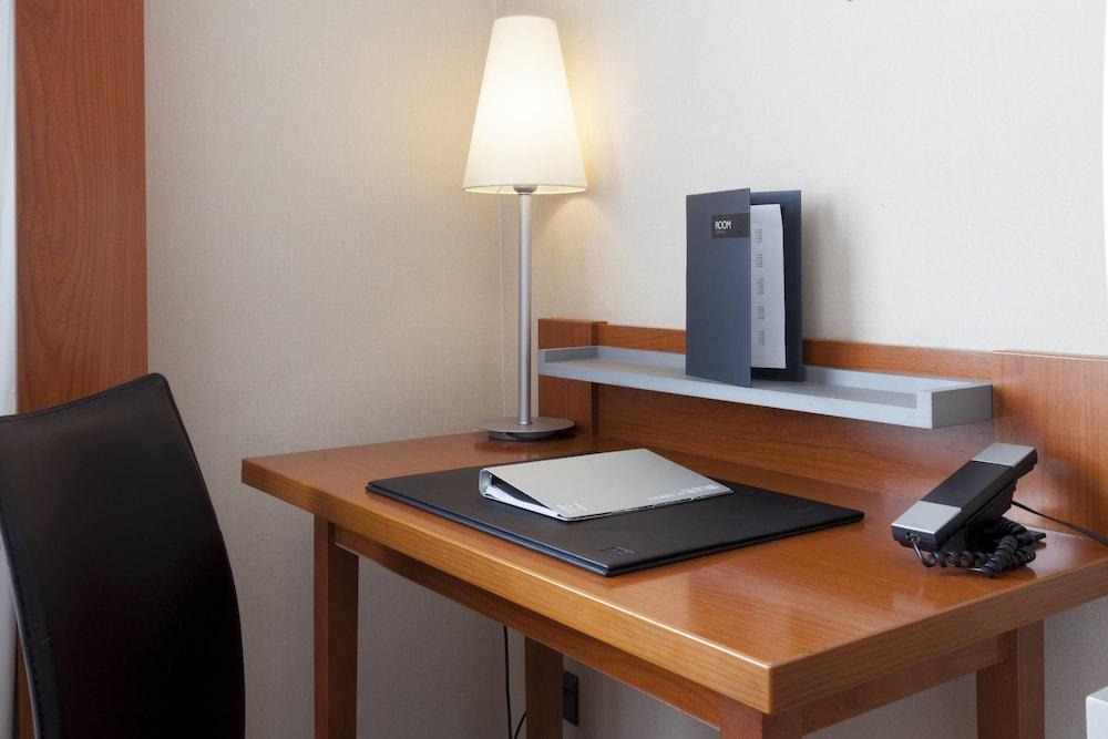 Ac Hotel Sevilla Fórum By Marriott
