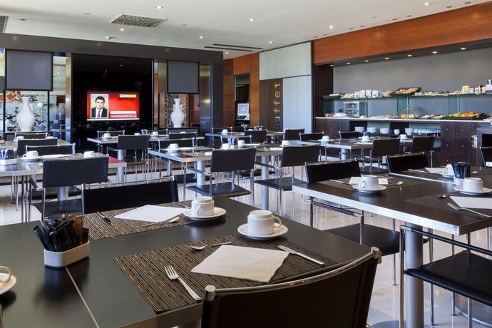 Ac Hotel Sevilla Fórum By Marriott