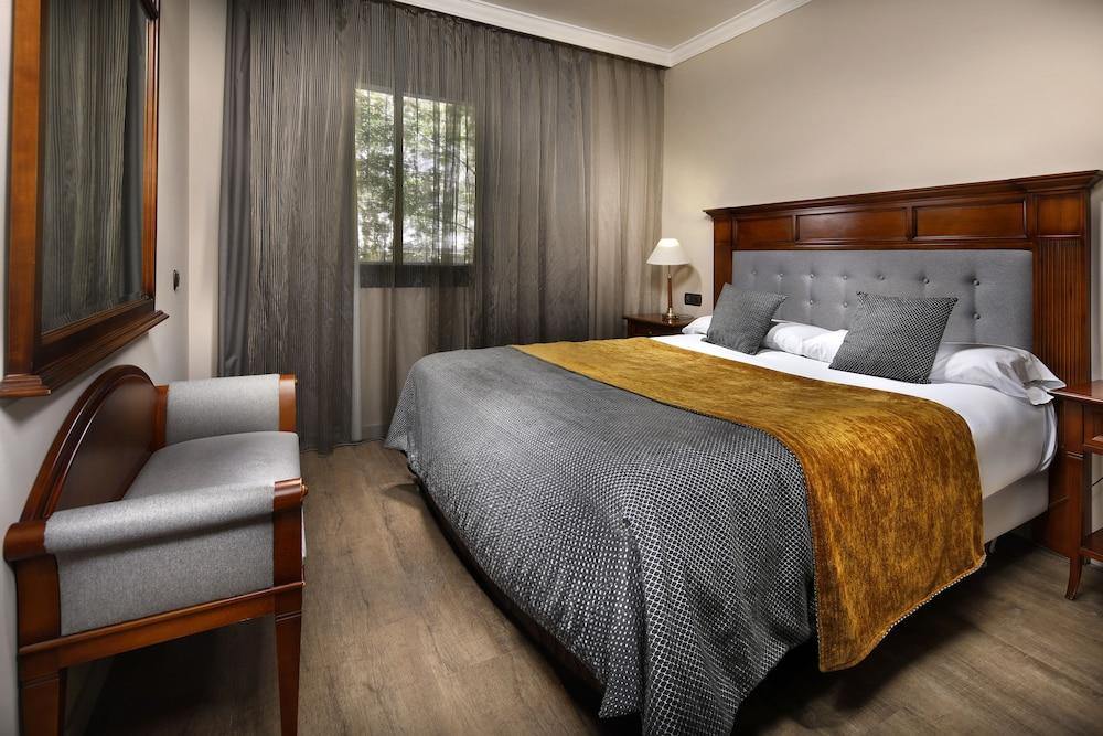 Aparthotel Hispanos 7 Suiza