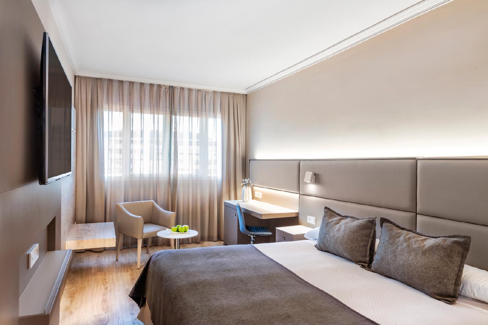 Salles Hotel Pere IV