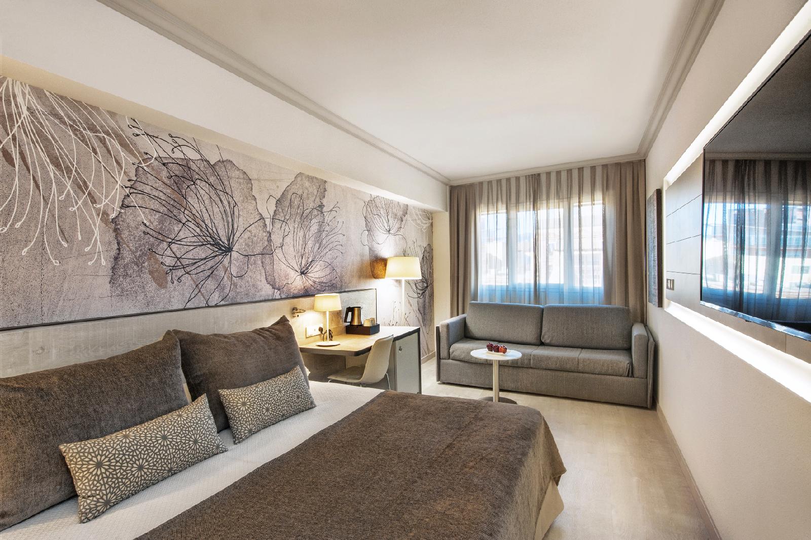 Salles Hotel Pere IV
