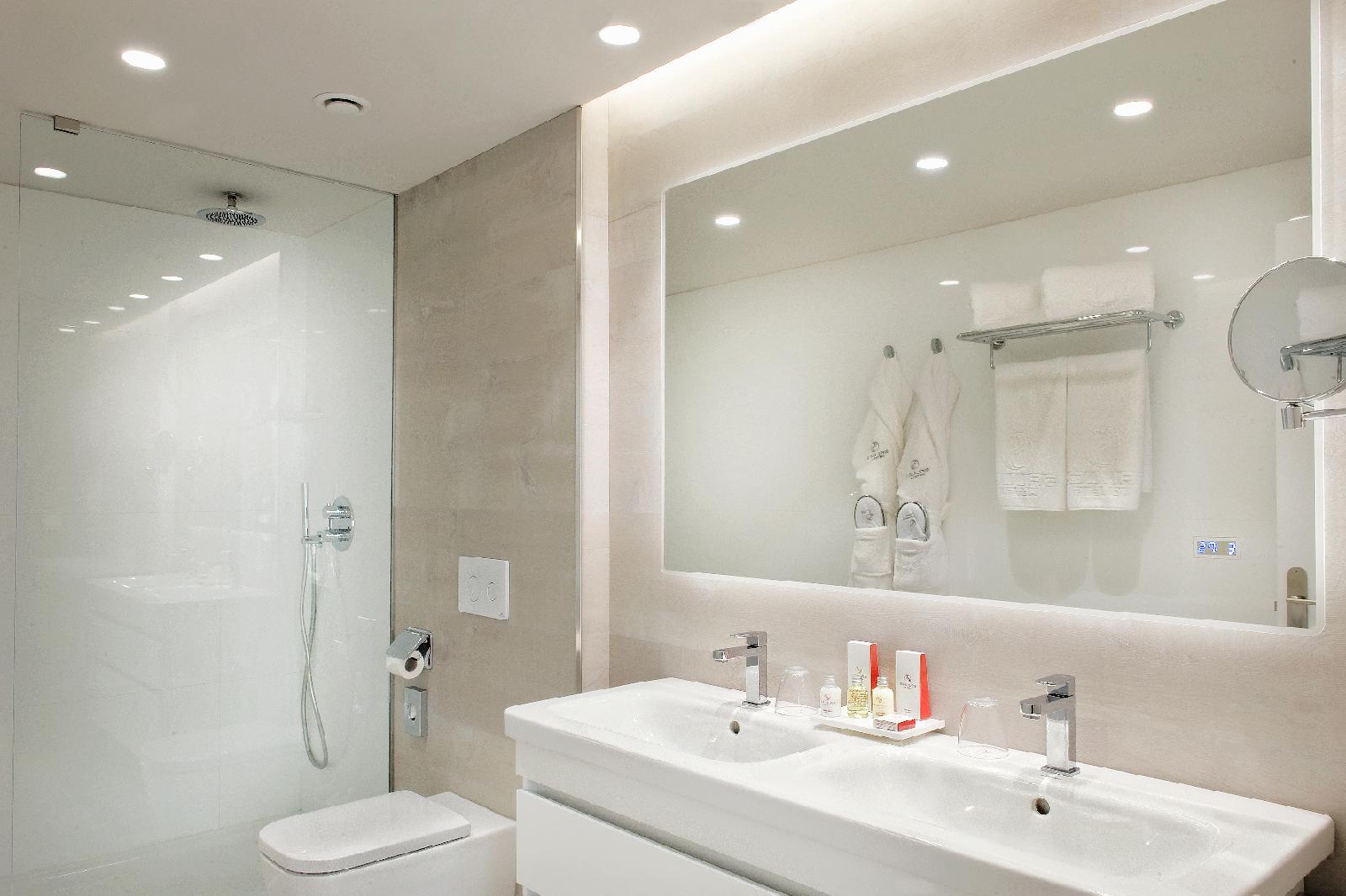 Salles Hotel Pere IV