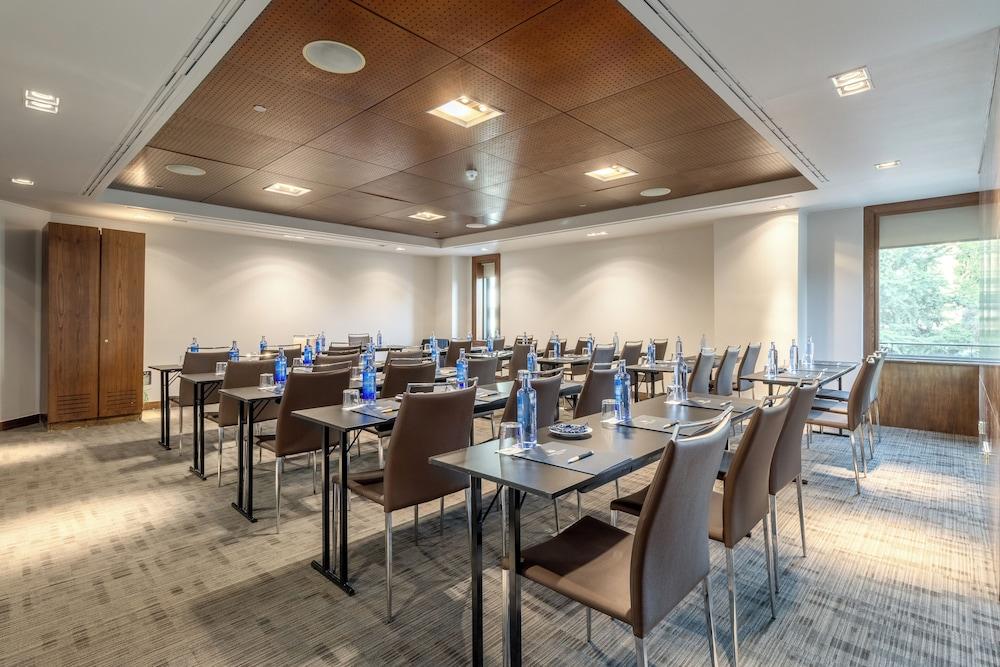 Eurostars Suites Mirasierra