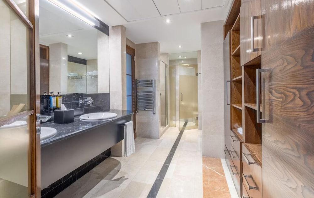 Eurostars Suites Mirasierra