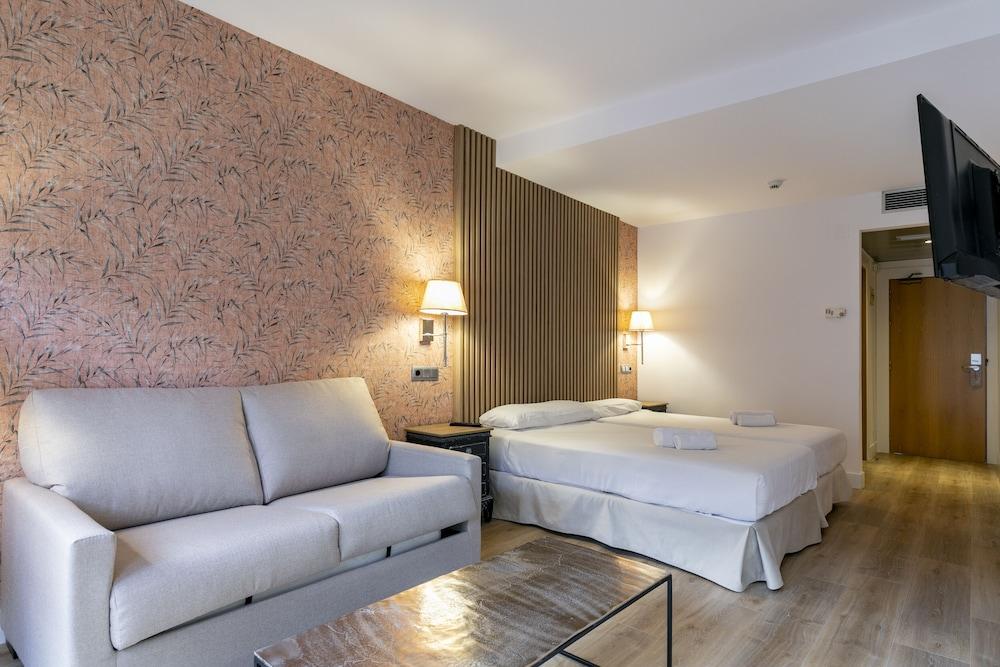 Apartahotel Quo Eraso