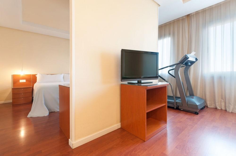 Hotel Madrid Chamartín, Affiliated By Meliá