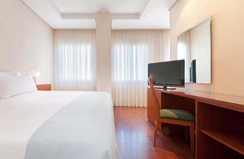 Hotel Madrid Chamartín, Affiliated By Meliá
