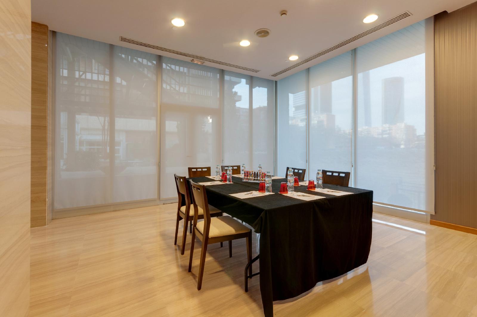 Hotel Madrid Chamartín, Affiliated By Meliá