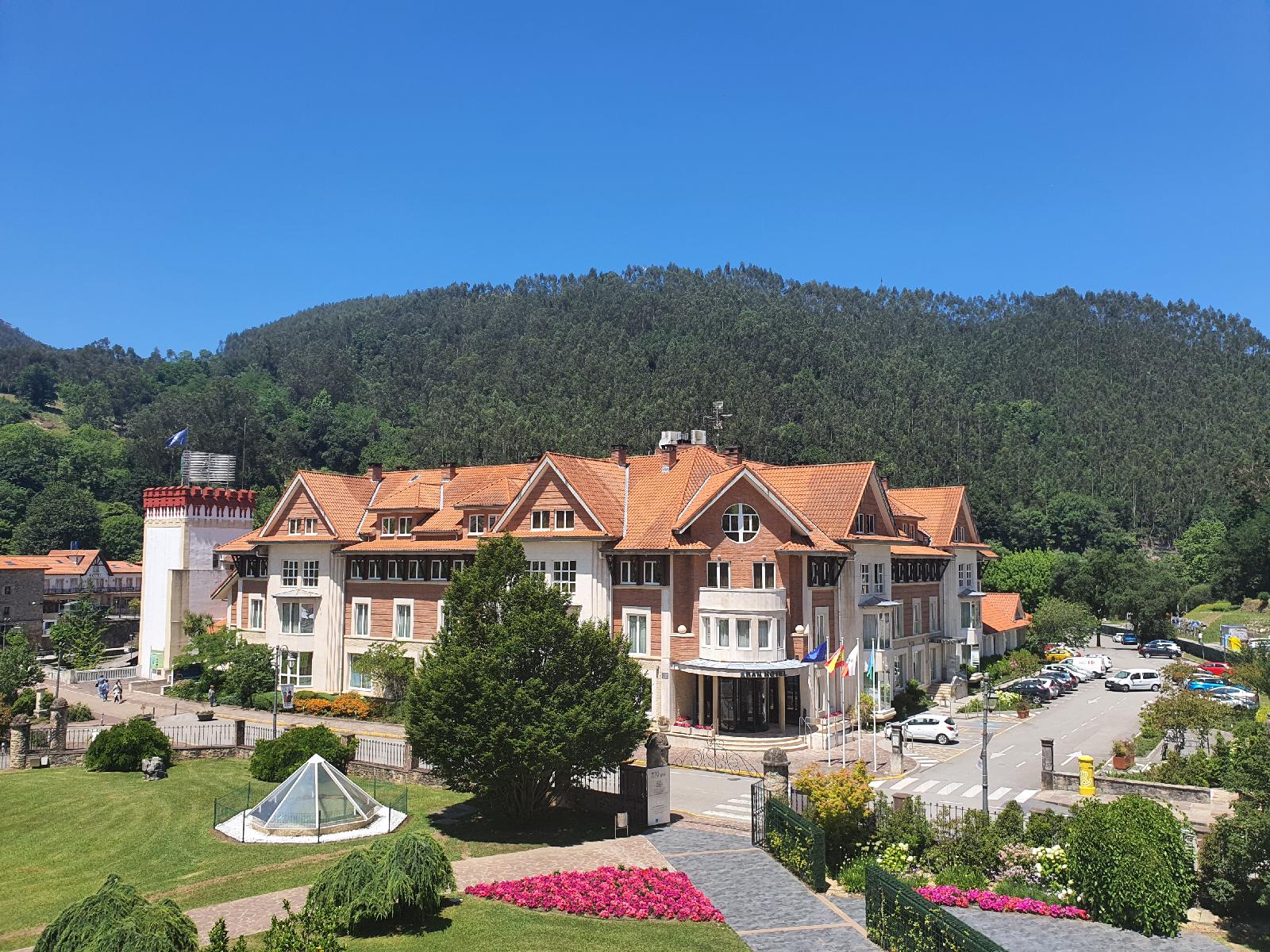 Gran Hotel Balneario De Puente Viesgo
