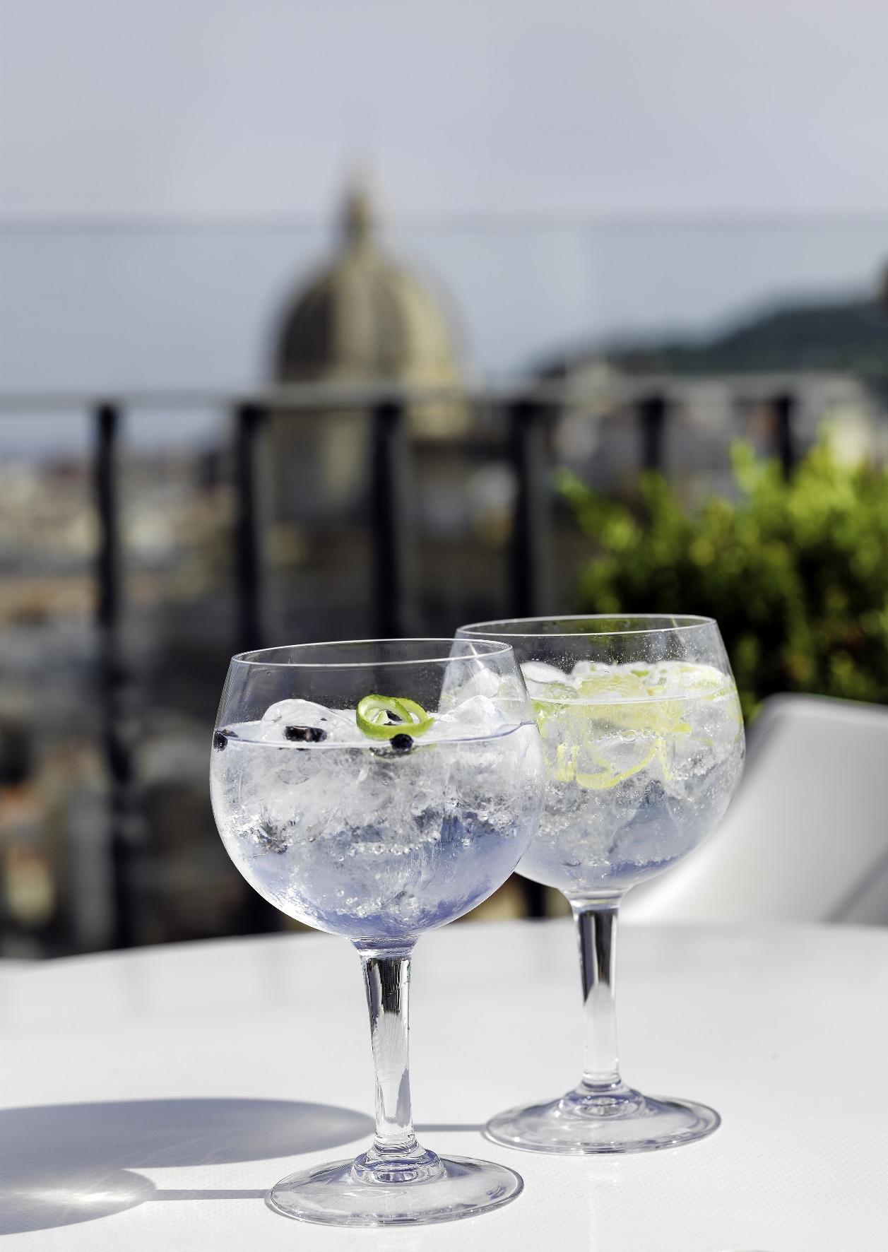 H10 Universitat Hotel