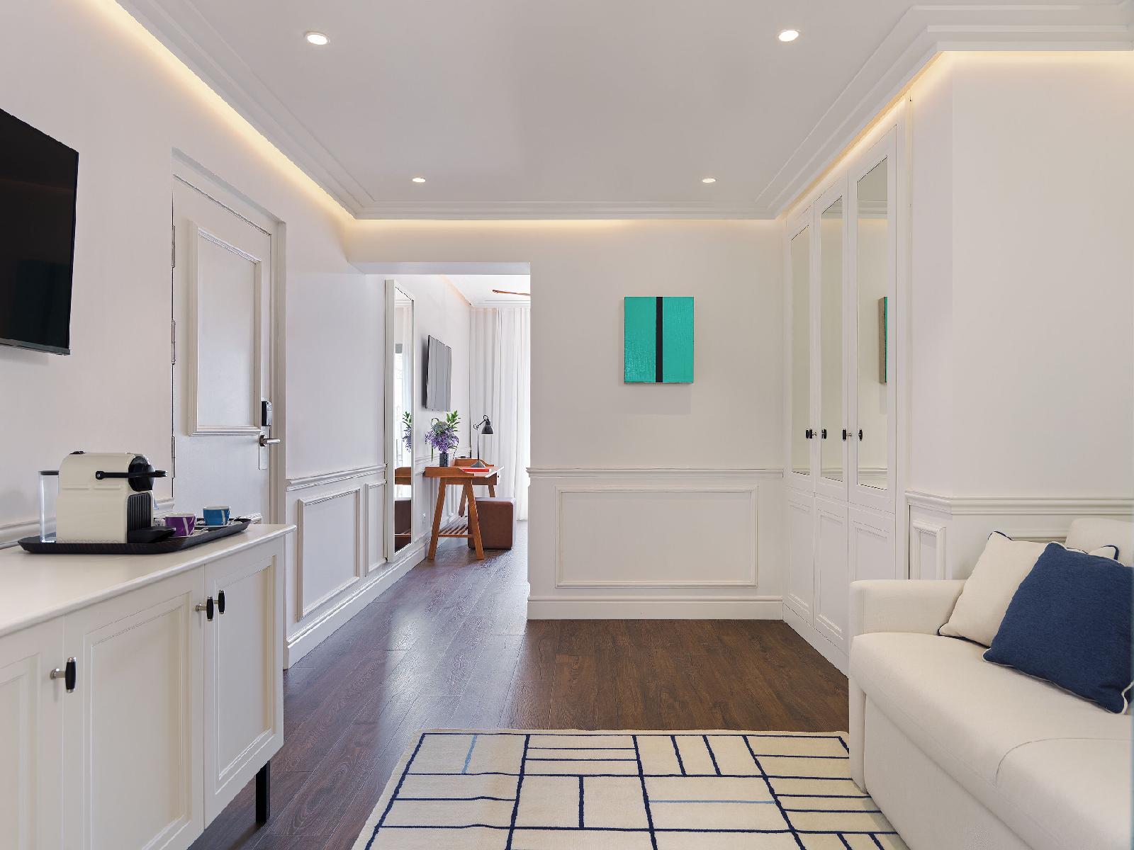 H10 Universitat Hotel