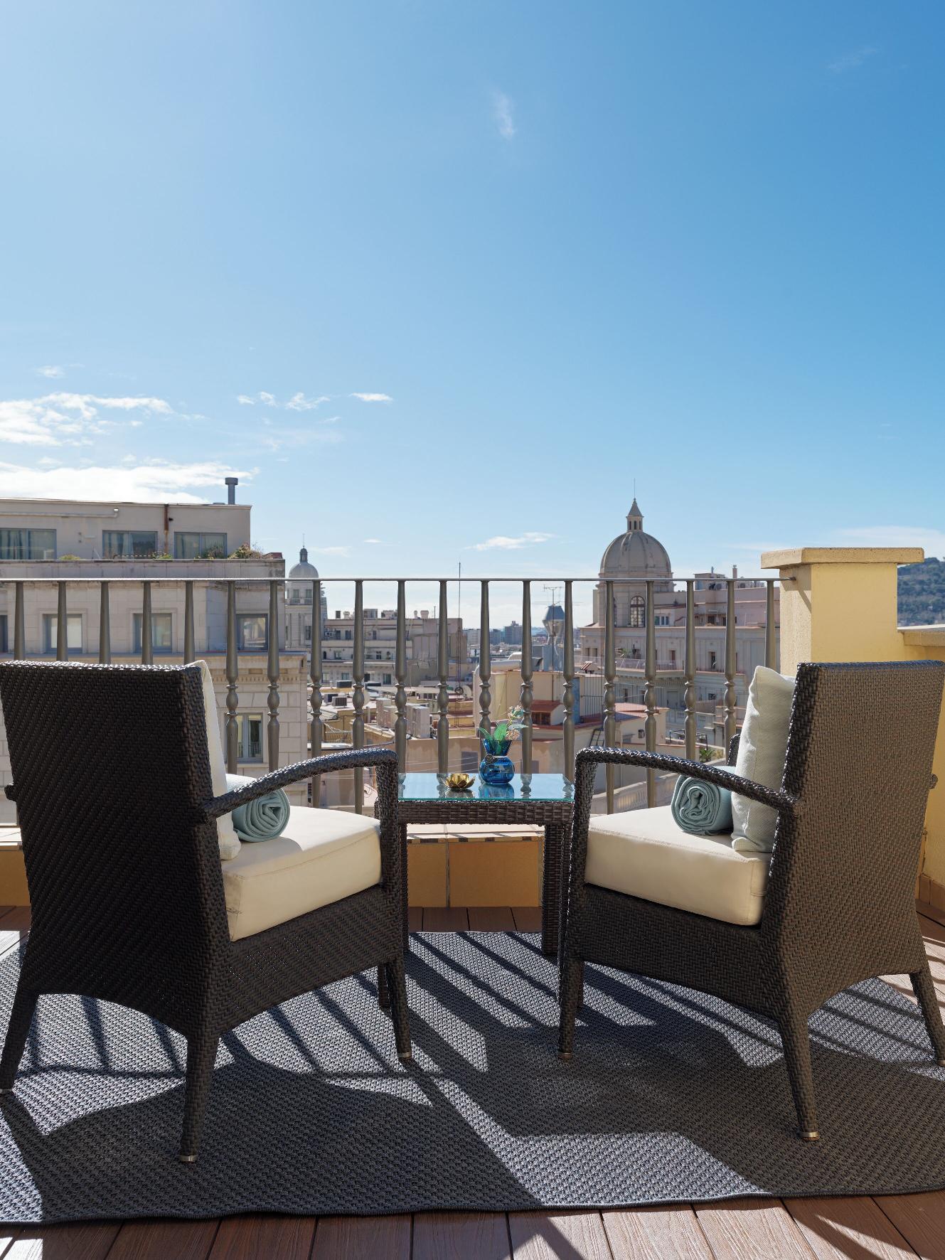H10 Universitat Hotel