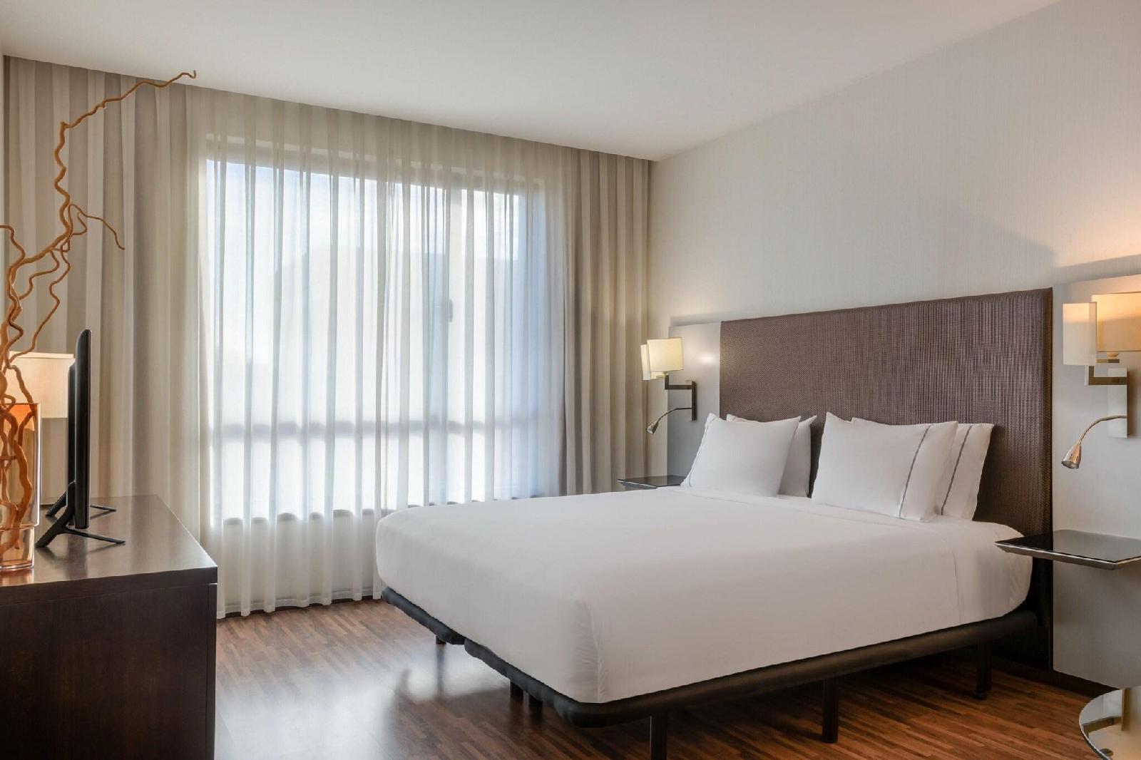 AC Hotel Madrid Airport