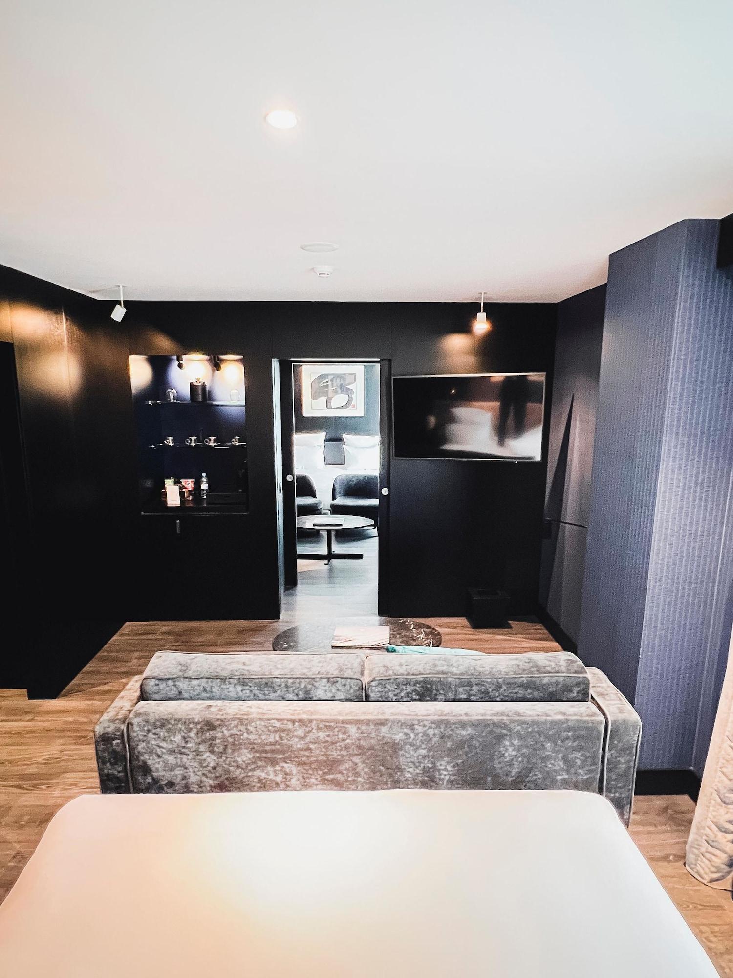 Casa Almagro By The Pavilions Hotels & Resorts