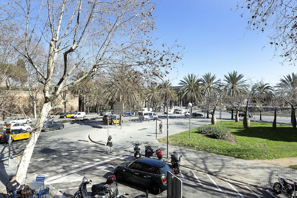 Yomo Hostal Bcn Port