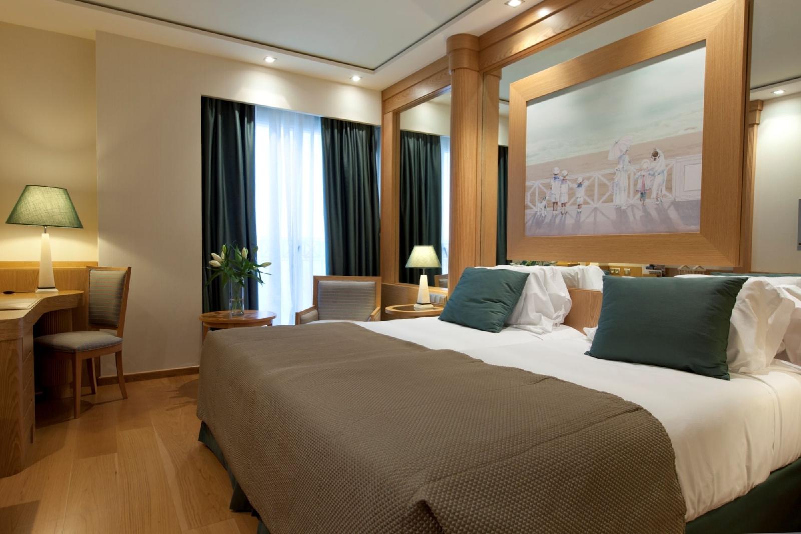 Las Arenas Balneario Resort