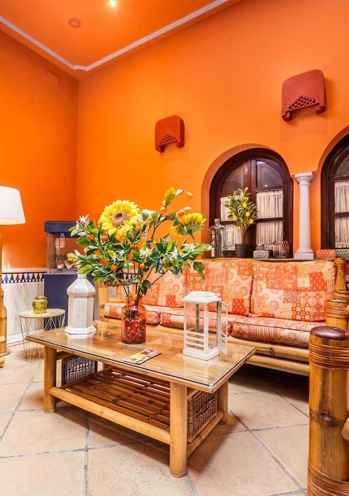 Hotel Patio De La Alameda