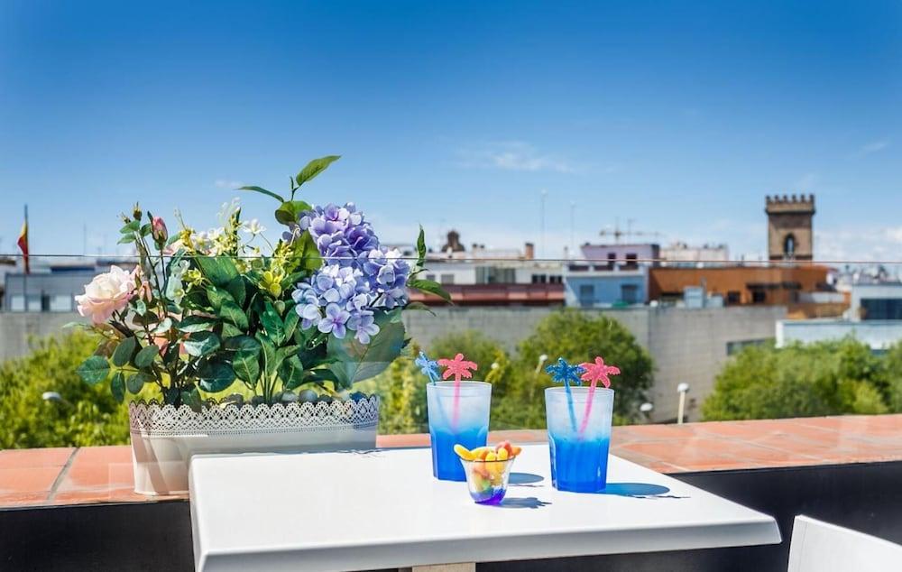 Hotel Patio De La Alameda