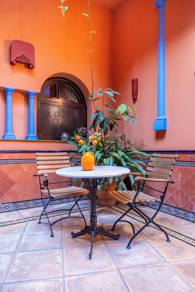 Hotel Patio De La Alameda