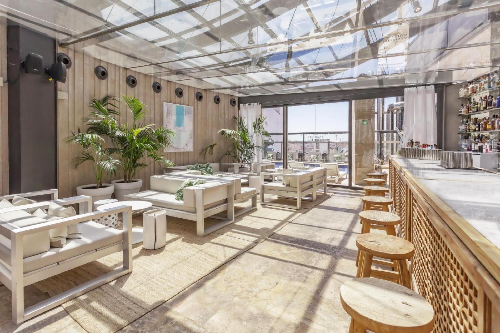 Hotel Urban