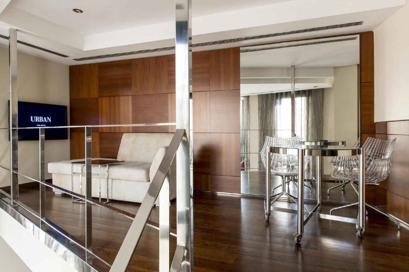 Hotel Urban