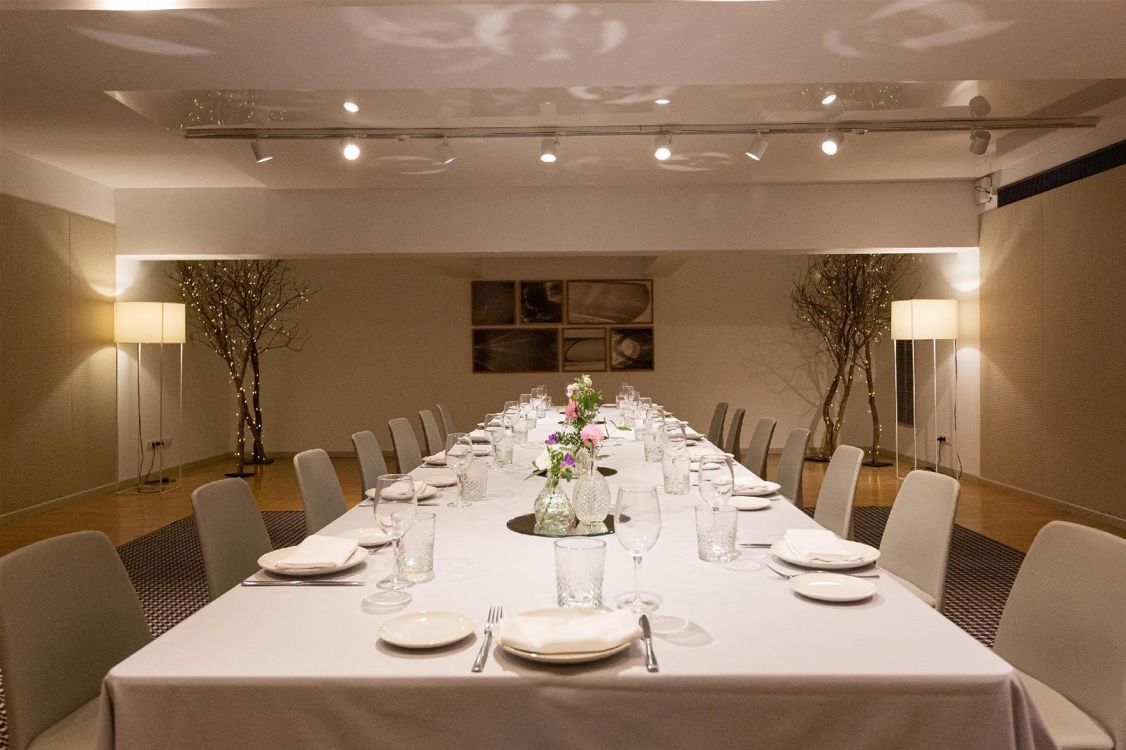 Alexandra Barcelona Hotel, Curio Collection By Hilton