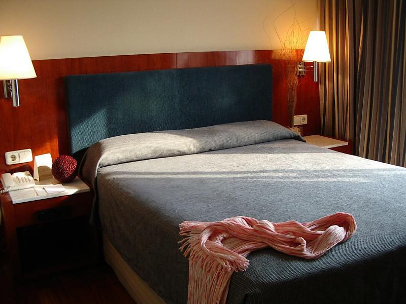 Limehome Barcelona Carrer De Fontcoberta