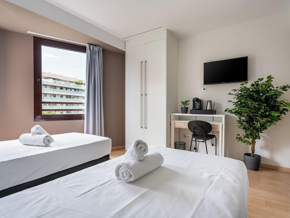 Limehome Barcelona Carrer De Fontcoberta