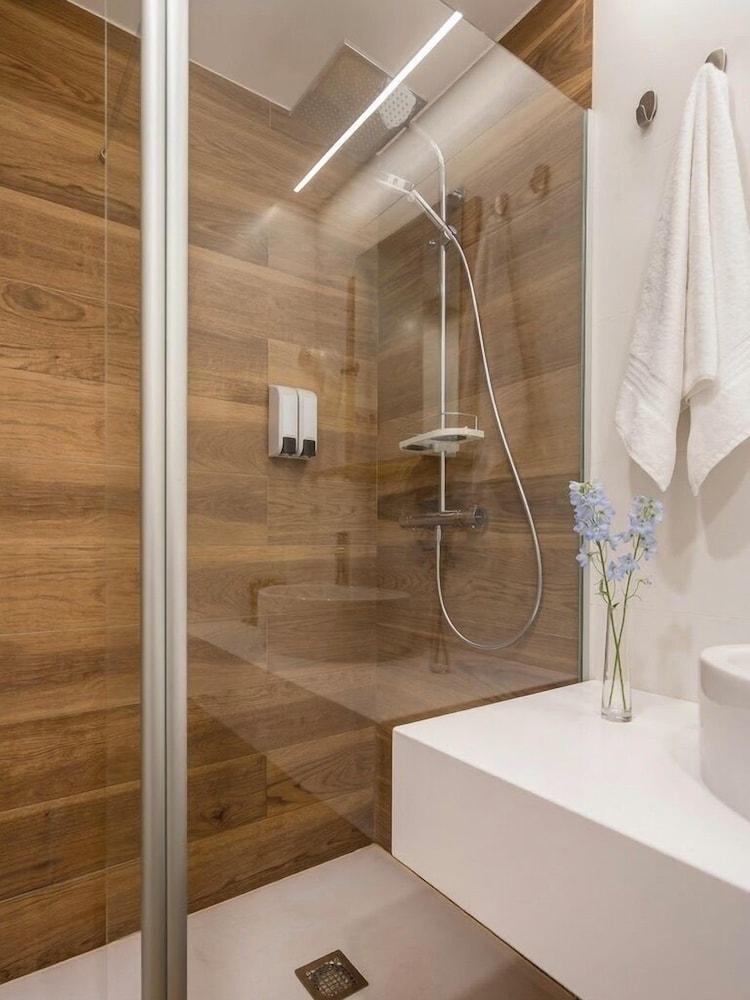 Limehome Barcelona Carrer De Fontcoberta