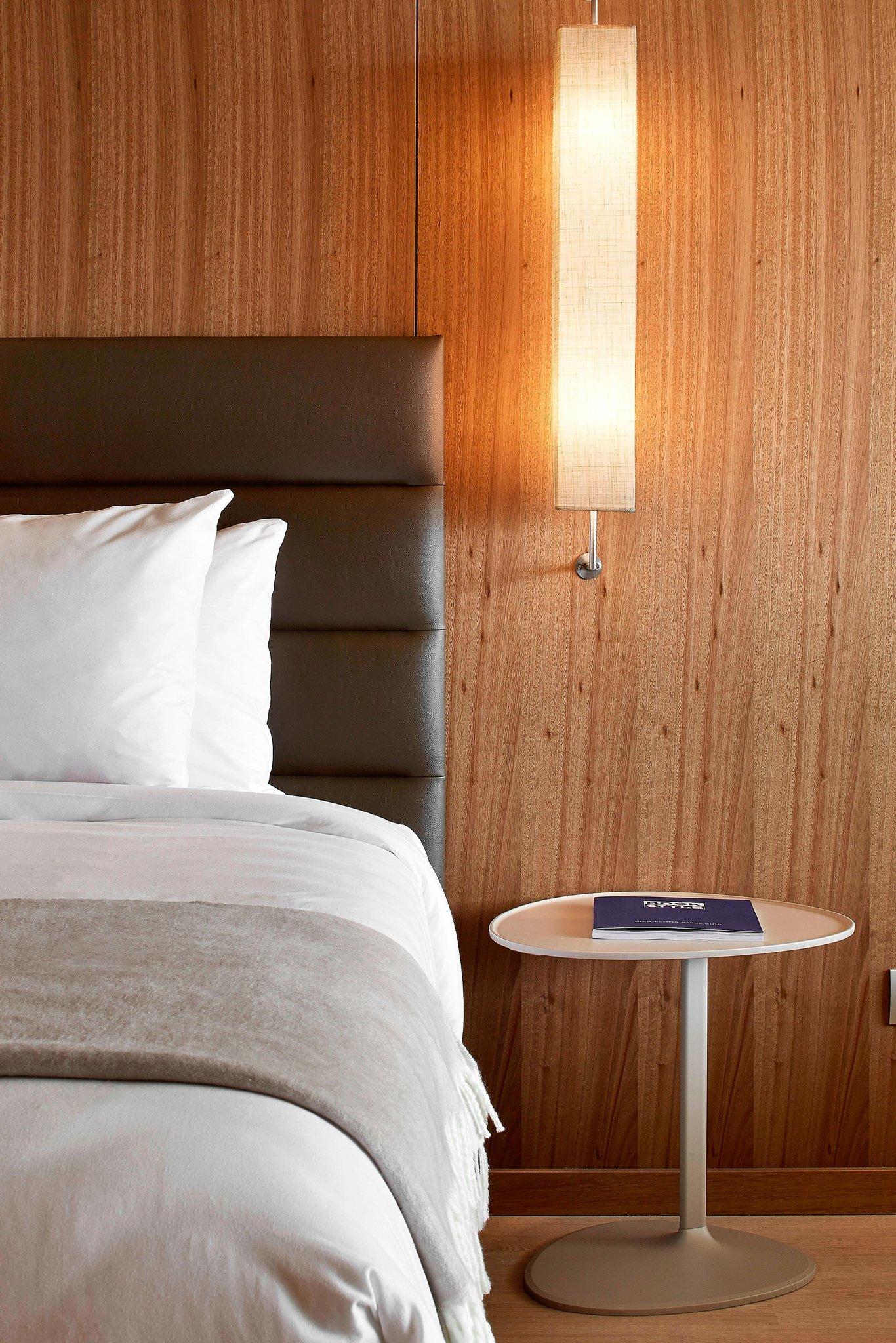 Ac Hotel Diagonal L'illa By Marriott