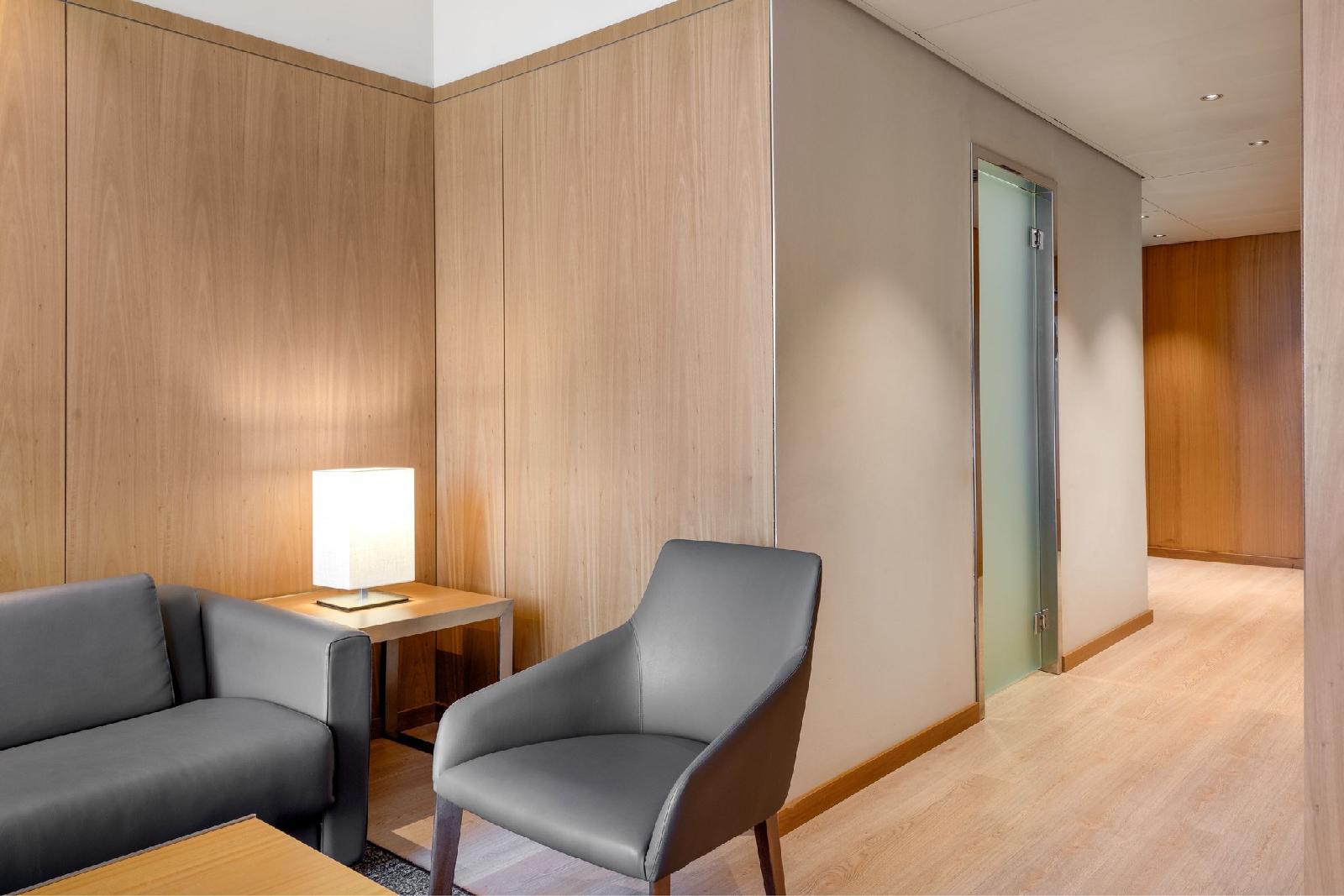 Ac Hotel Diagonal L'illa By Marriott