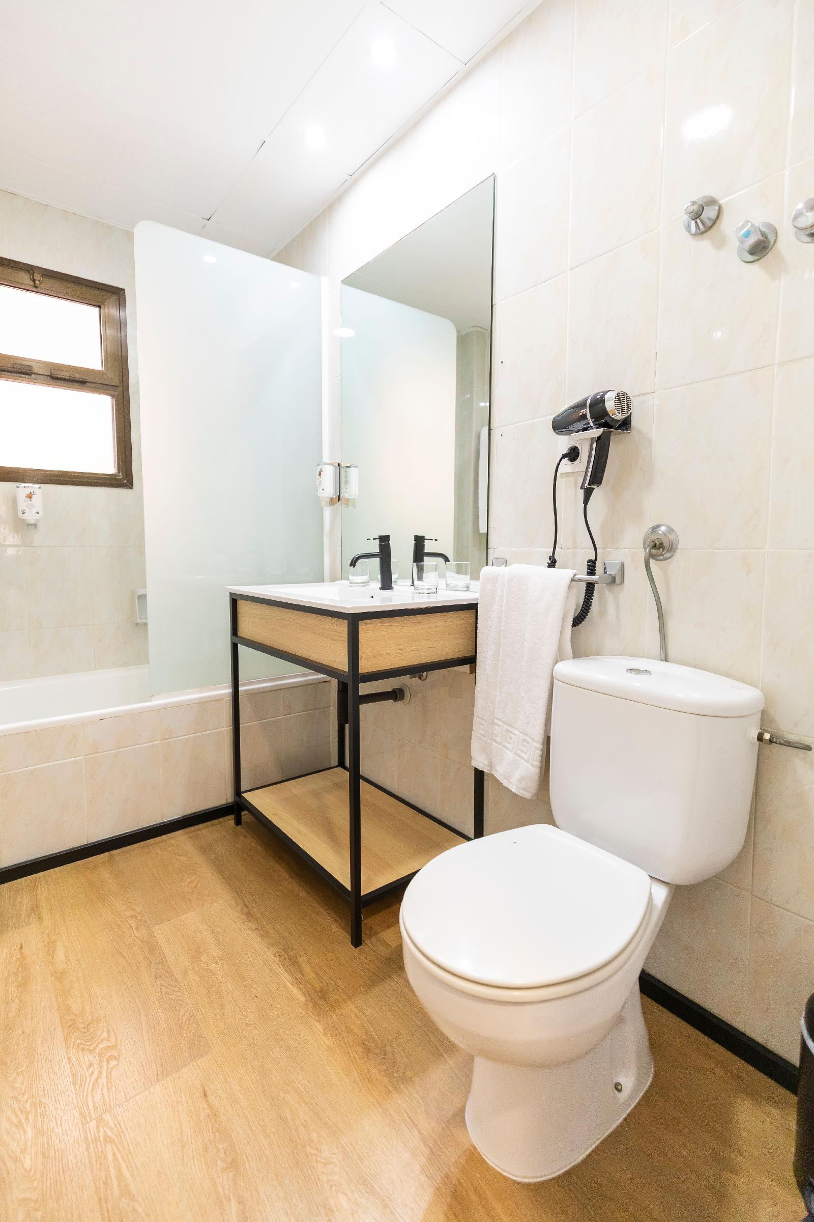 Hotel Don Jaime 54