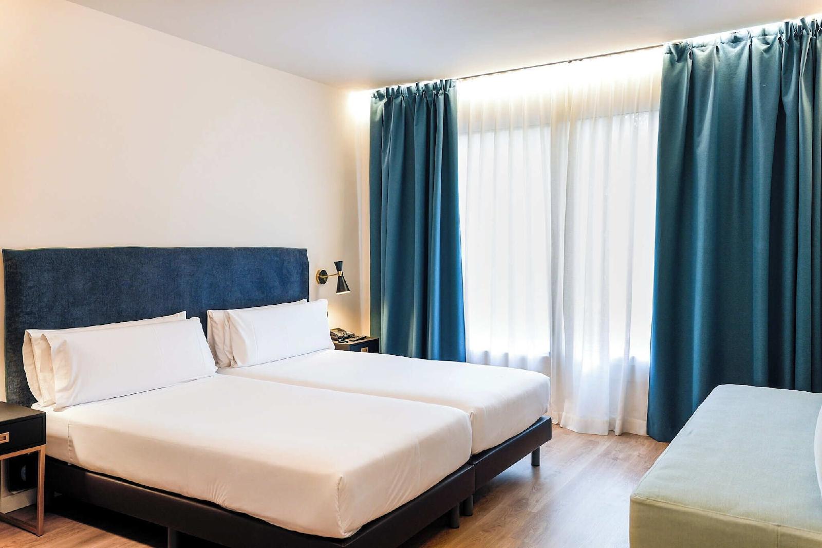 Arenas Atiram Hotels