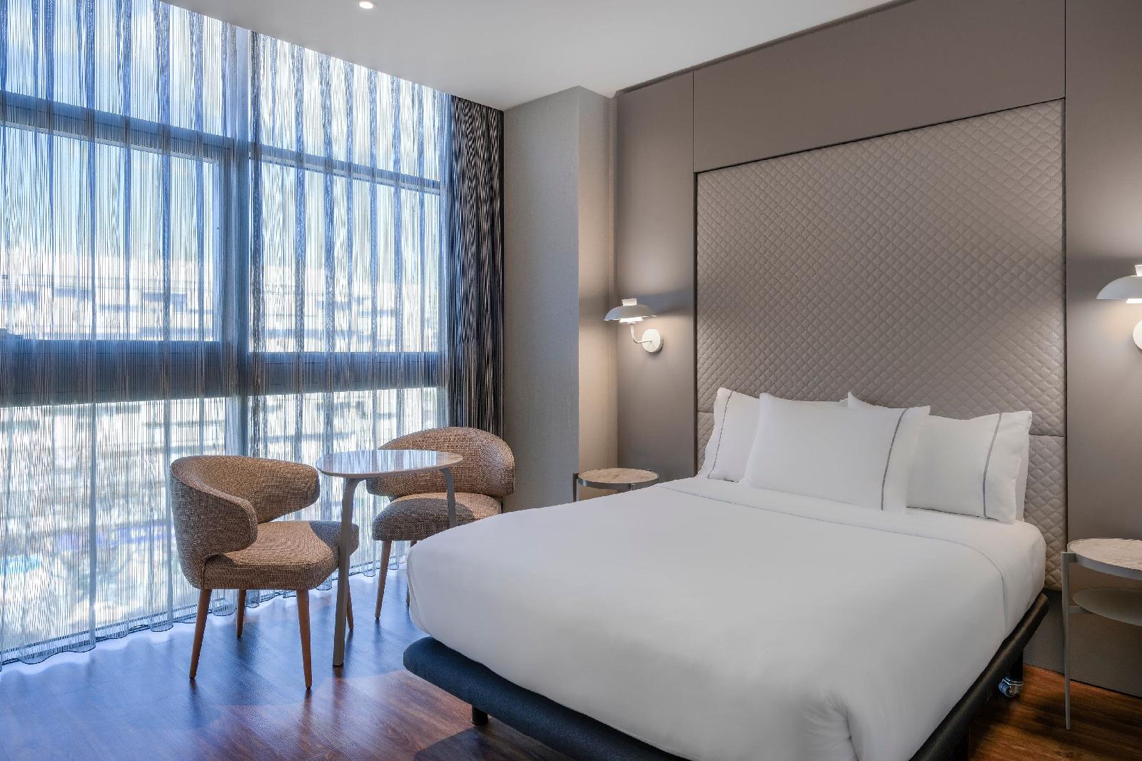 Ac Hotel Som By Marriott