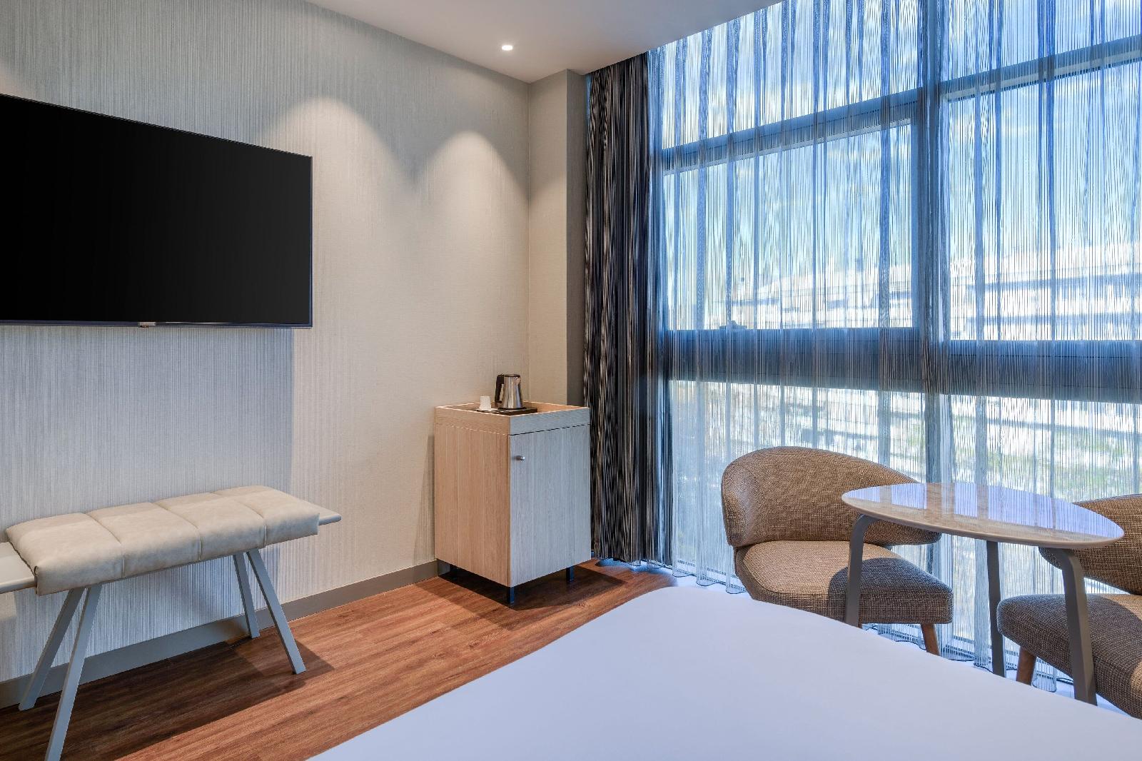 Ac Hotel Som By Marriott