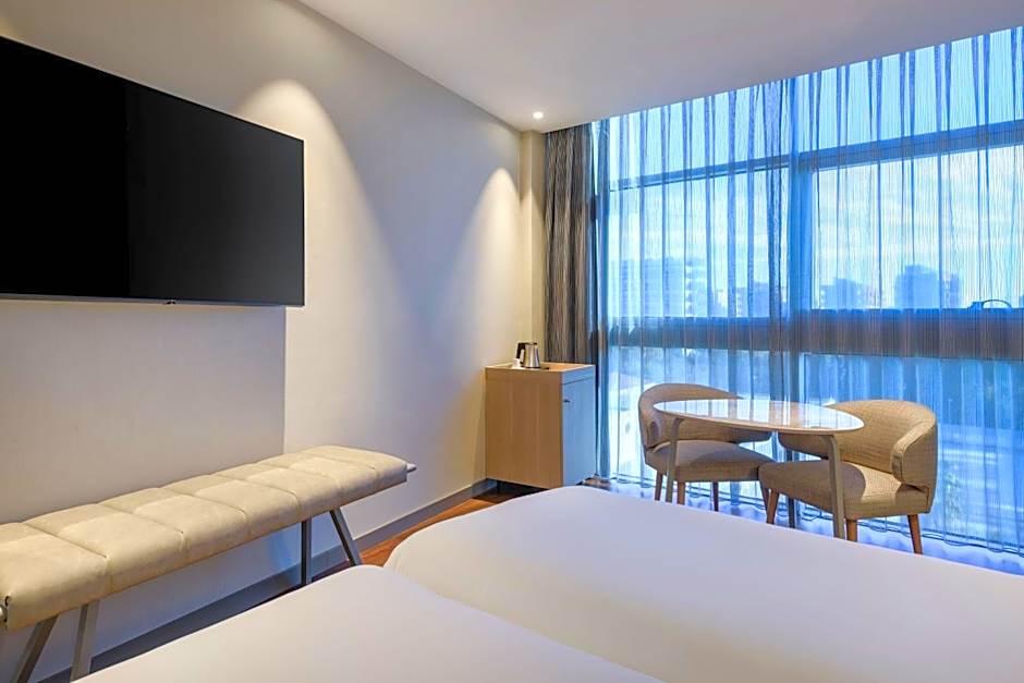Ac Hotel Som By Marriott