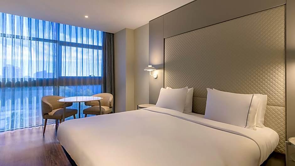 Ac Hotel Som By Marriott
