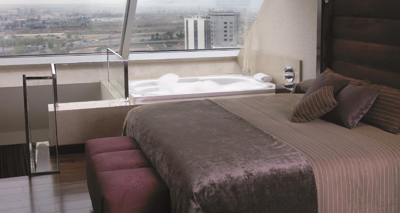 Hyatt Regency Barcelona Tower