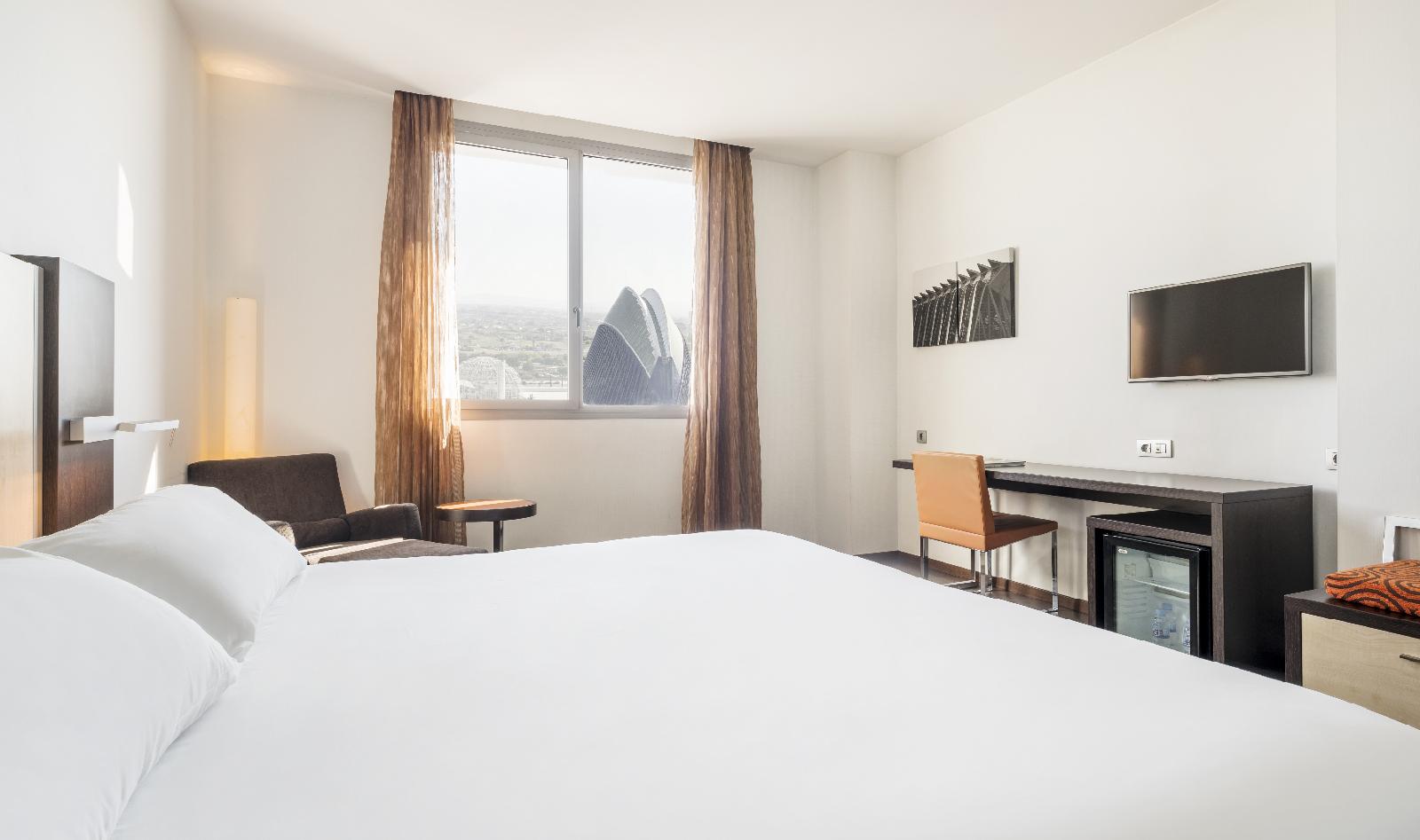 Hotel Ilunion Aqua 4