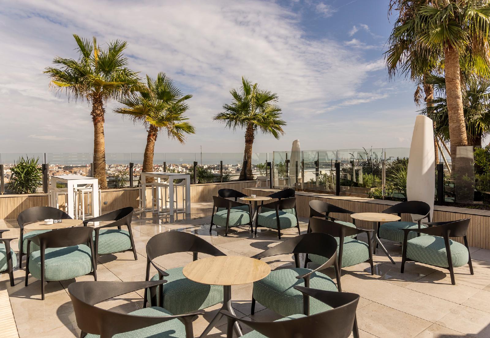 Hotel Ilunion Aqua 4