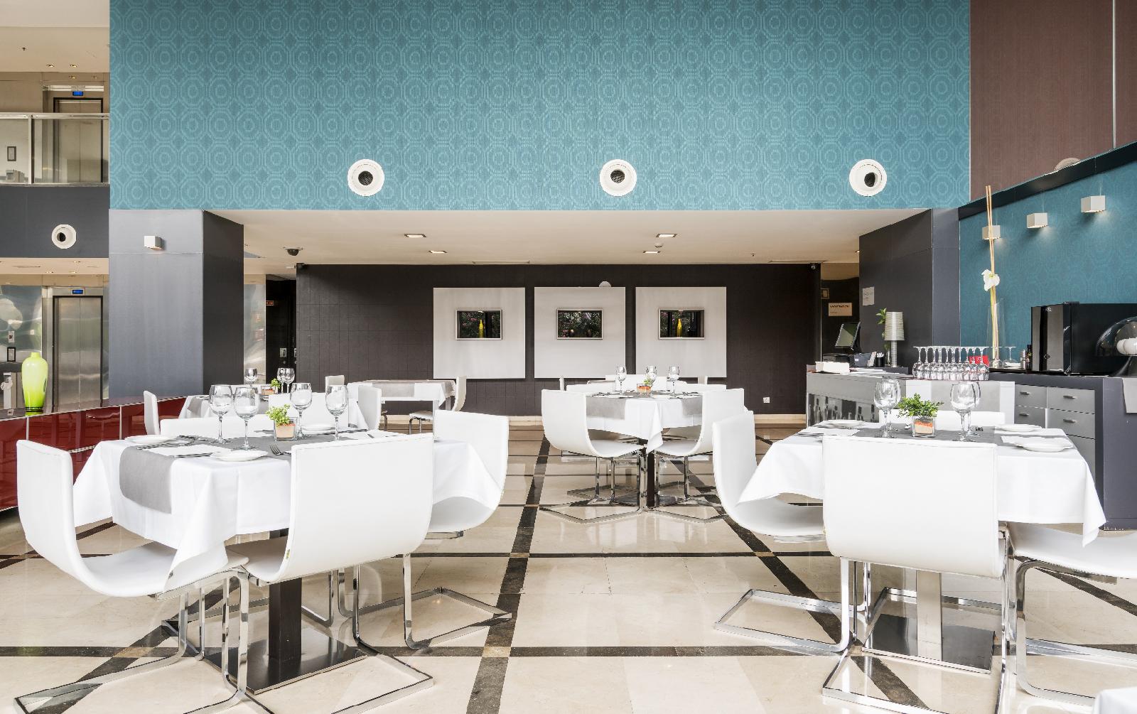 Hotel Ilunion Aqua 4