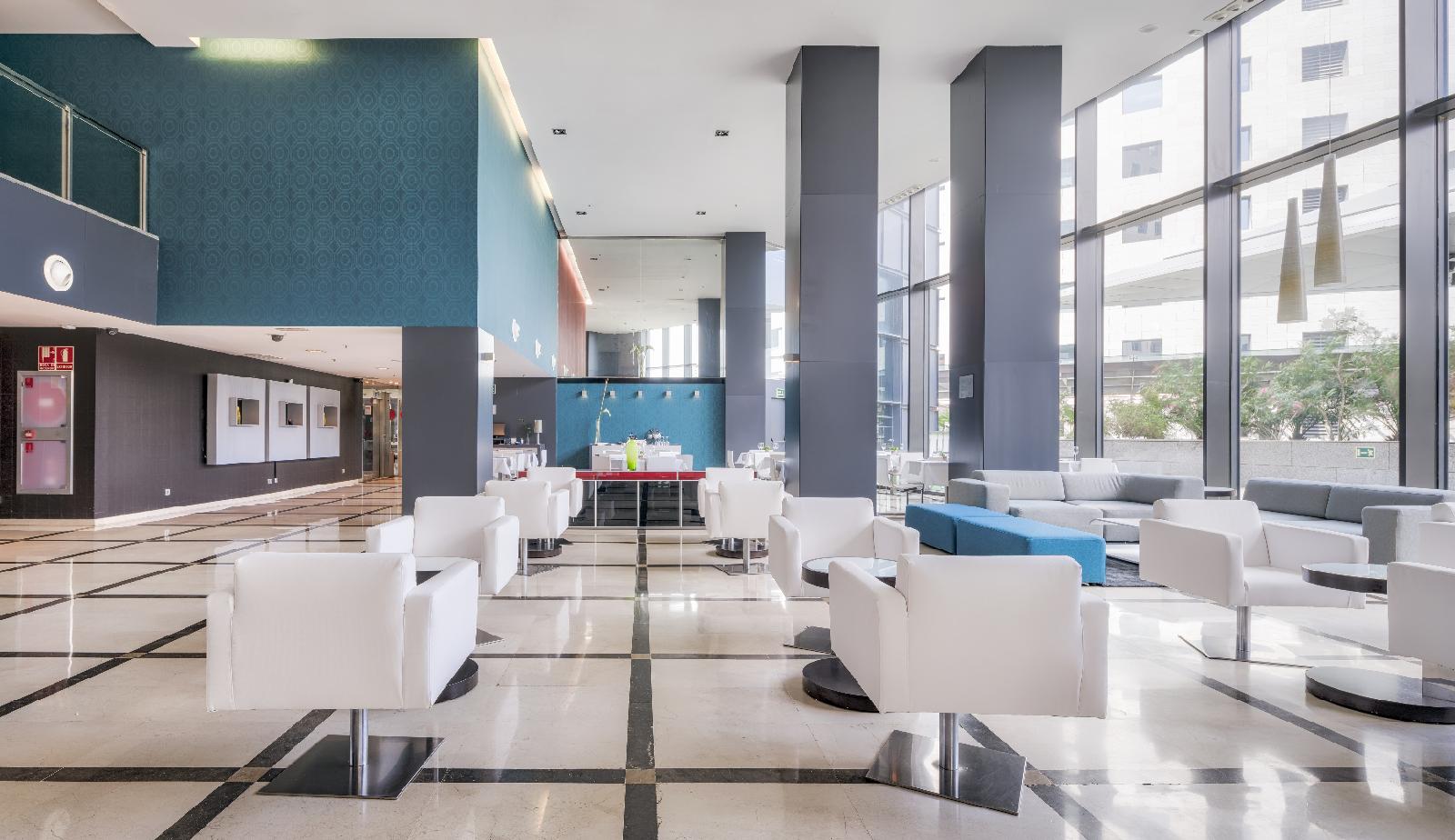 Hotel Ilunion Aqua 4