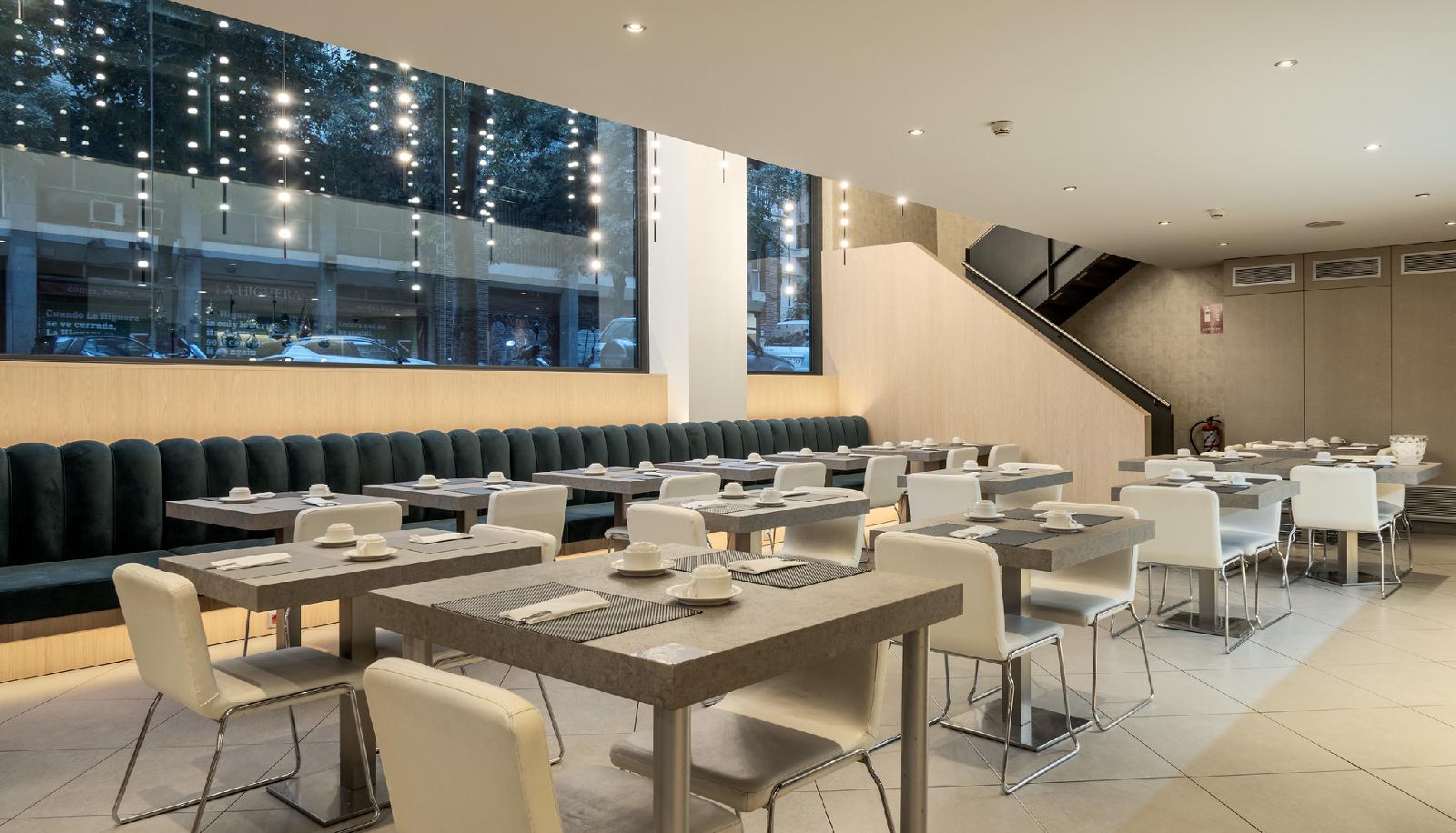 Ilunion Auditori  Hotel