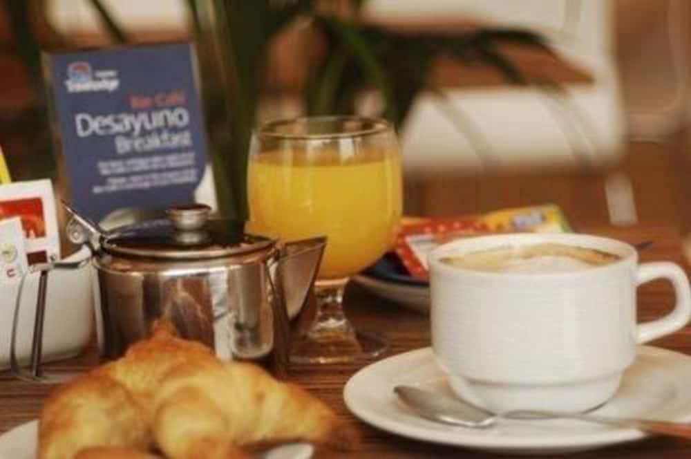 Travelodge Barcelona Fira