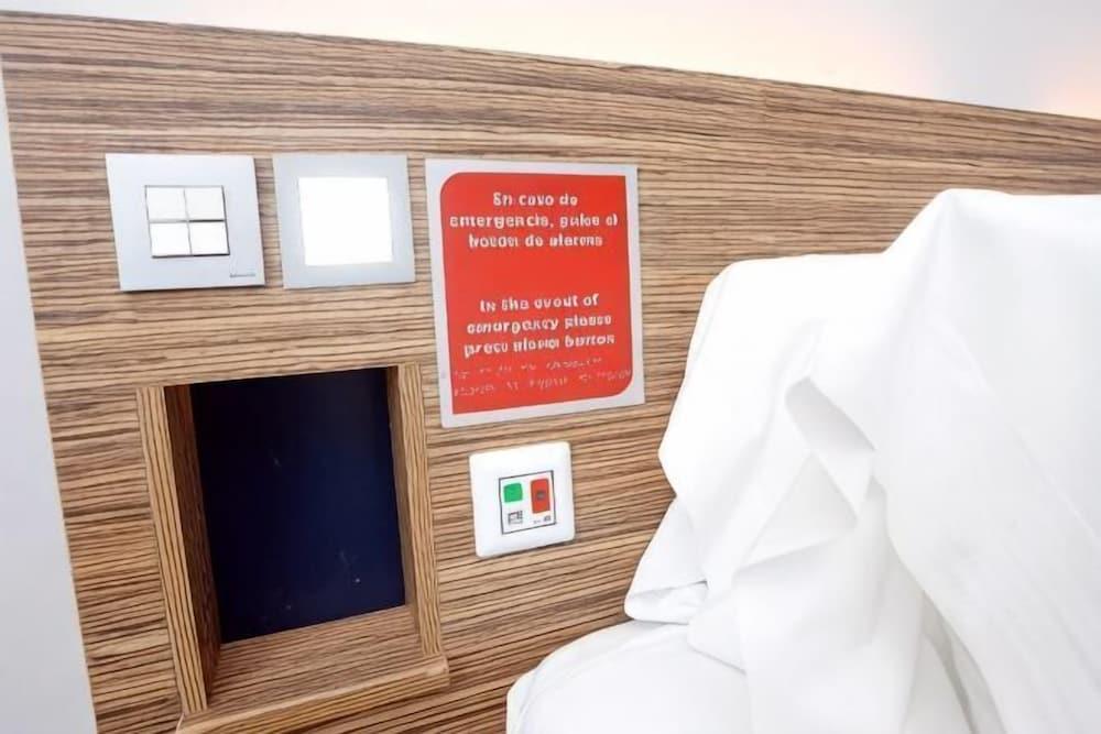 Travelodge Barcelona Fira