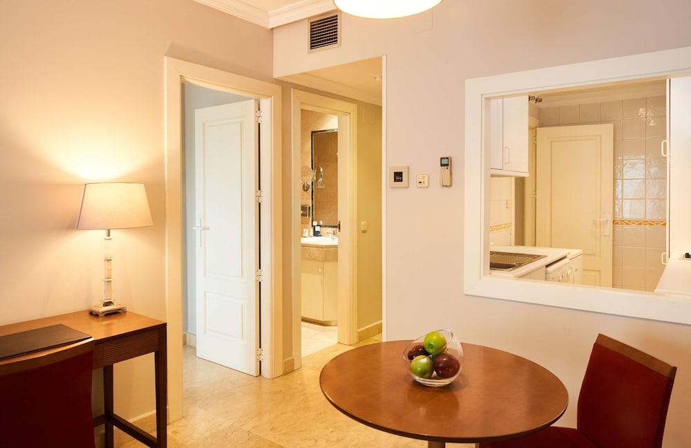 Suites Barrio De Salamanca Hotel