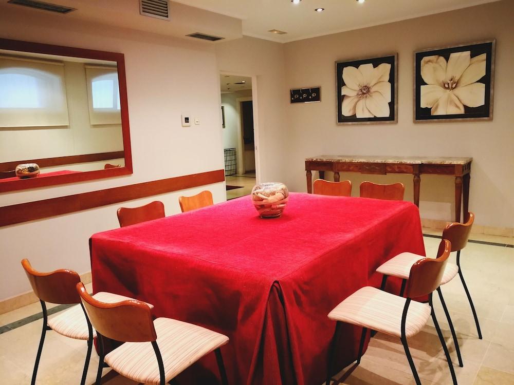 Suites Barrio De Salamanca Hotel